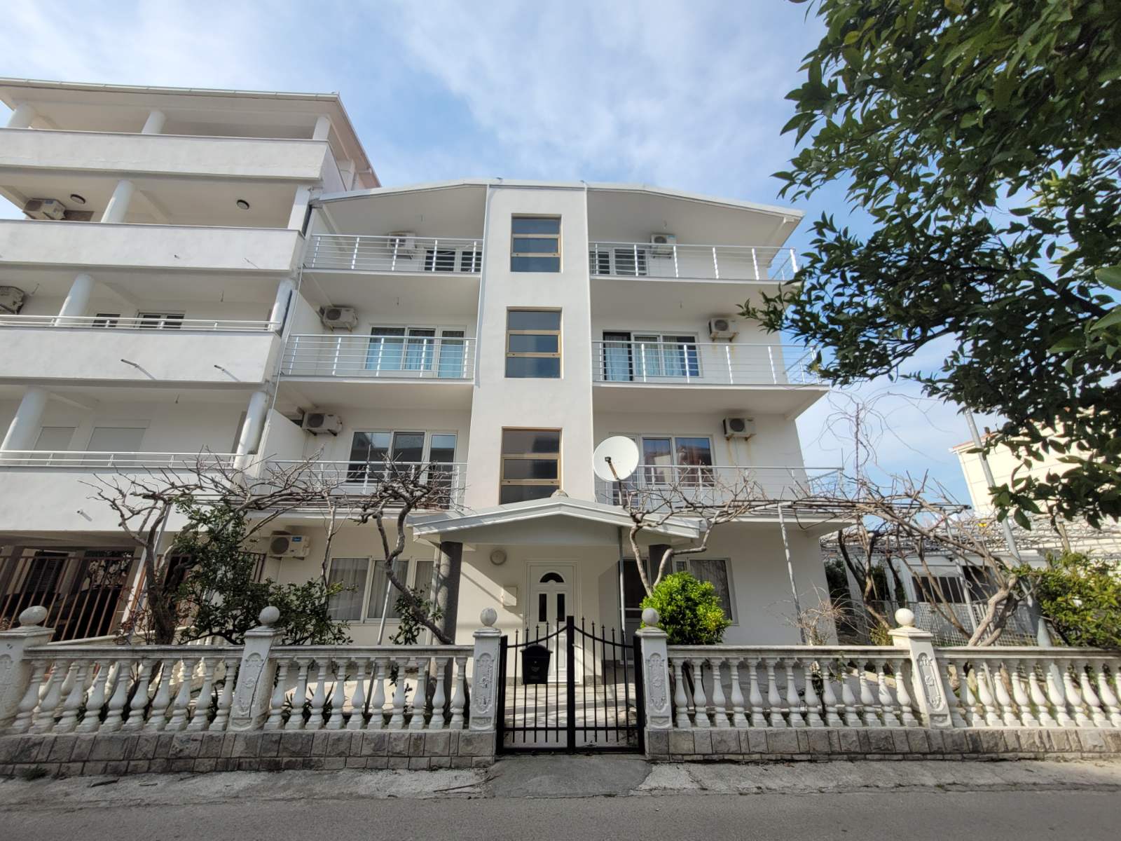 ВИЛА ЈАДРАН